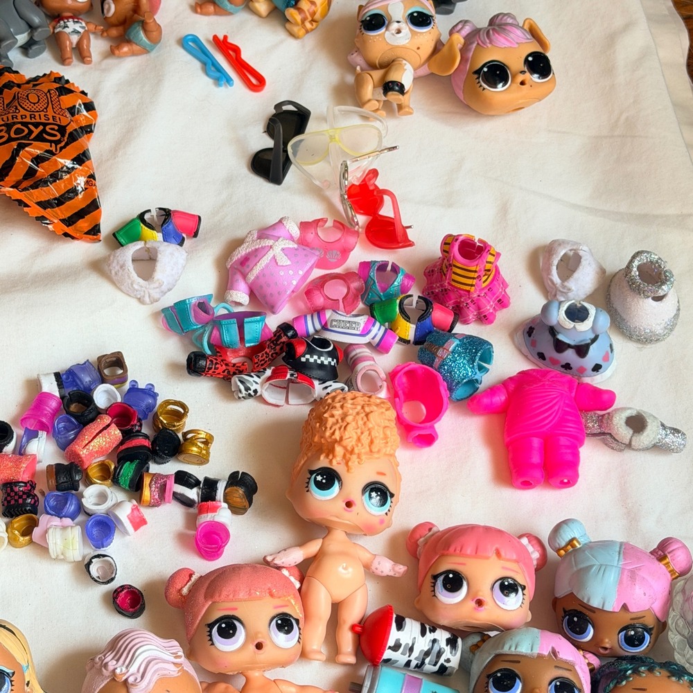 LOL Surprise Doll Mega Lot Girls Toy Bundle Pets Accessories Clothes Baby Dolls - Picture 4 of 8